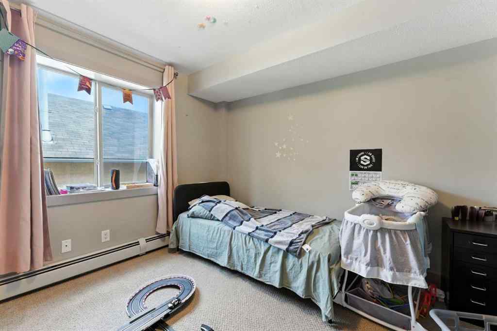 MLS® A2240847 - Unit #209 1422 Centre A Street NE in Crescent Heights Calgary, Residential