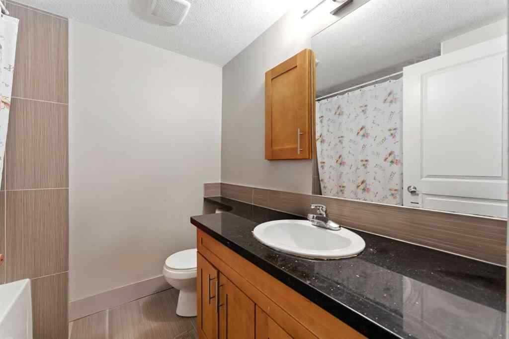 MLS® A2240847 - Unit #209 1422 Centre A Street NE in Crescent Heights Calgary, Residential