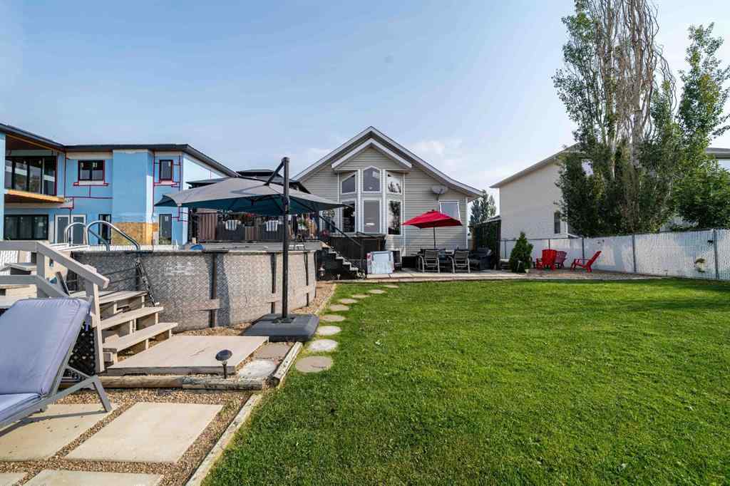 MLS® A2240851 - 110 Redcliff Way SW in NONE Redcliff, Residential