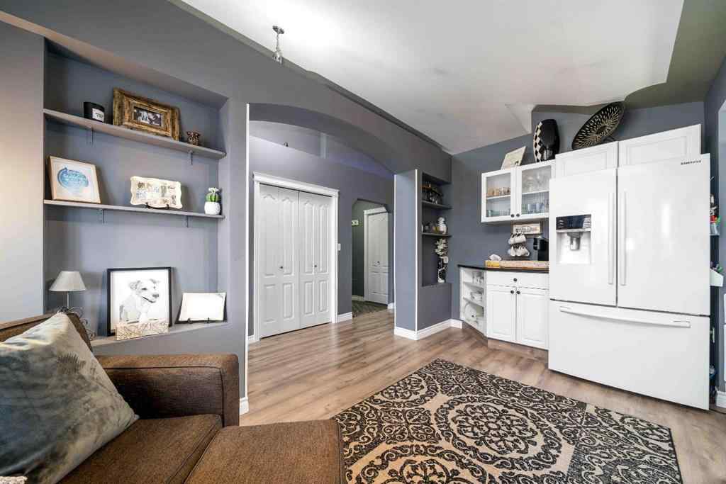 MLS® A2240851 - 110 Redcliff Way SW in NONE Redcliff, Residential