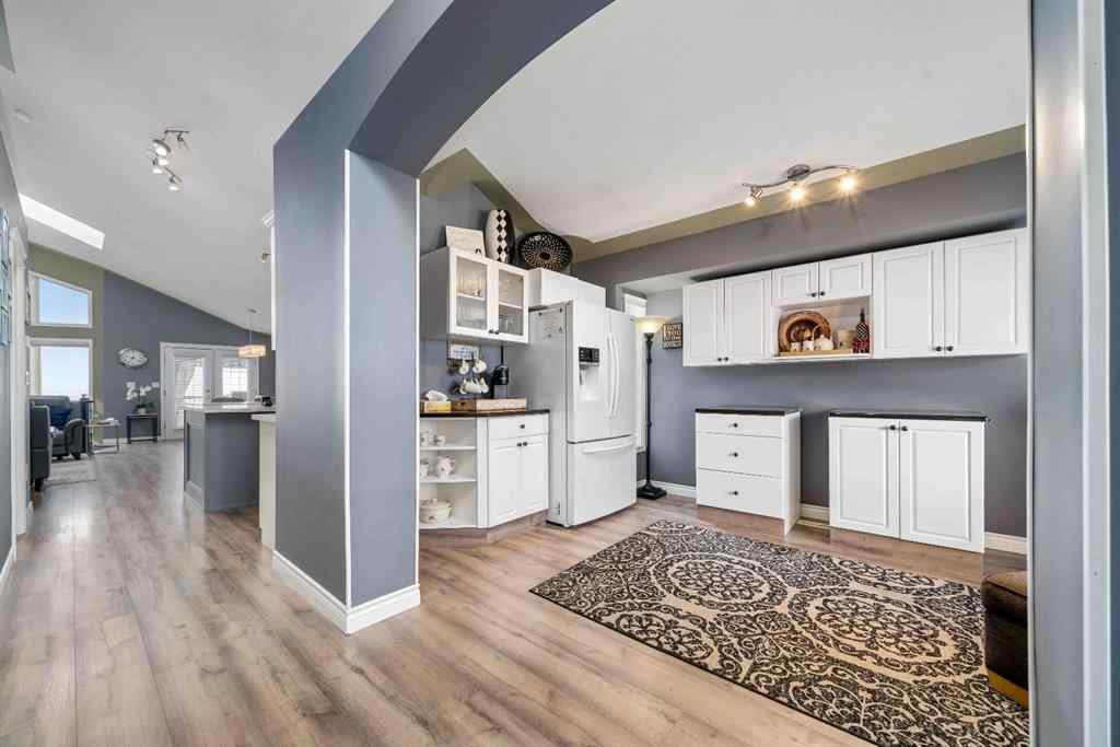 MLS® A2240851 - 110 Redcliff Way SW in NONE Redcliff, Residential