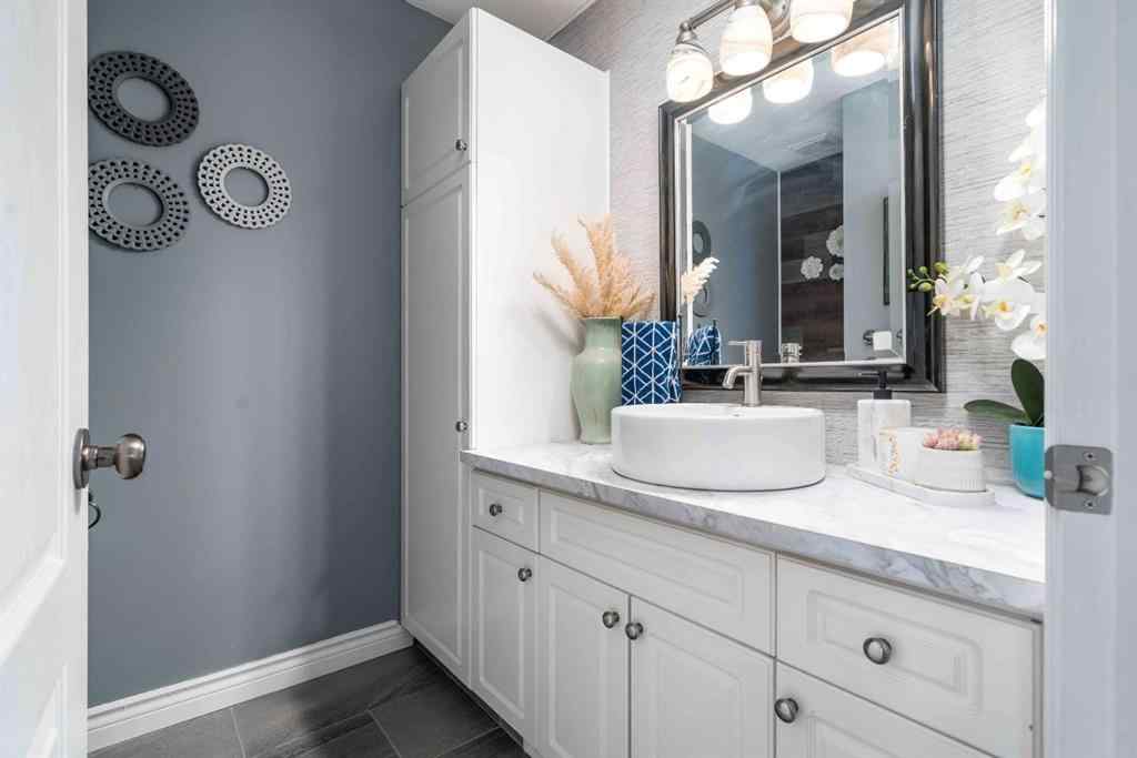 MLS® A2240851 - 110 Redcliff Way SW in NONE Redcliff, Residential