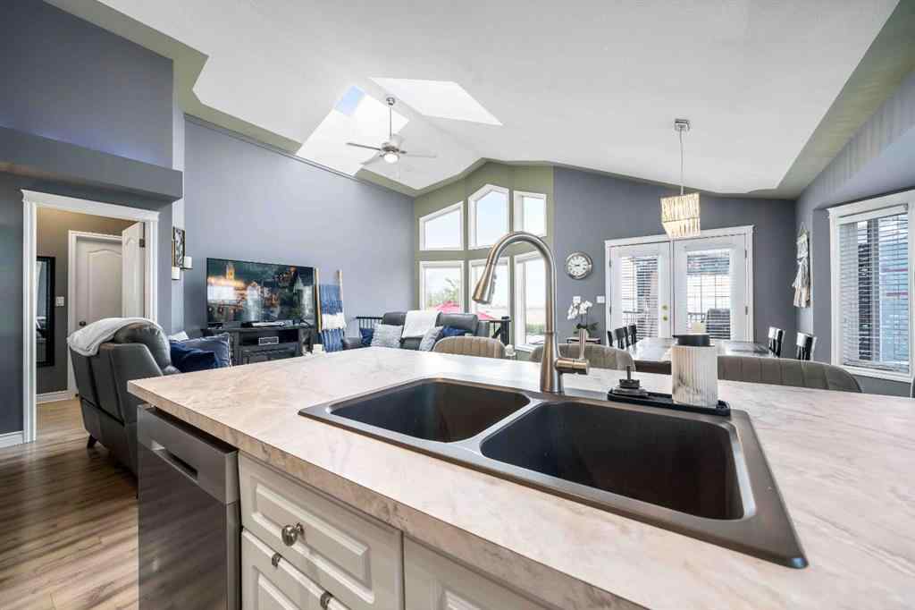 MLS® A2240851 - 110 Redcliff Way SW in NONE Redcliff, Residential