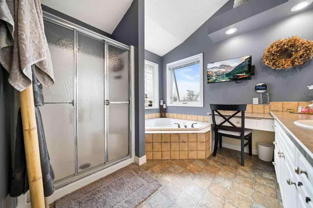 MLS® A2240851 - 110 Redcliff Way SW in NONE Redcliff, Residential
