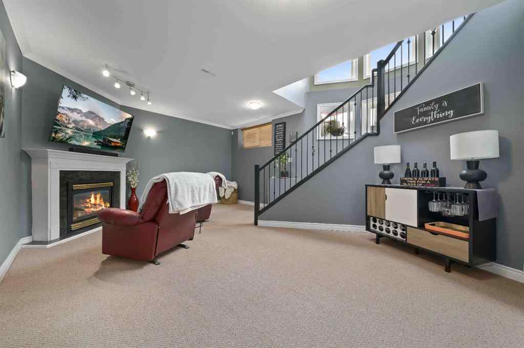 MLS® A2240851 - 110 Redcliff Way SW in NONE Redcliff, Residential