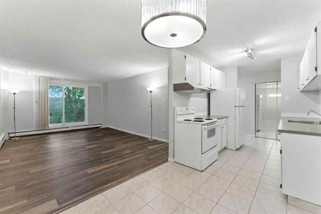 MLS® A2240855 - Unit #411 3420 50 Street NW in Varsity Calgary, Residential