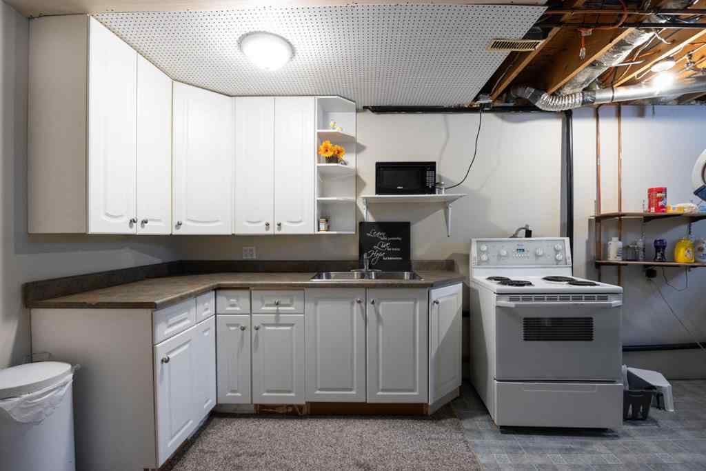MLS® A2240856 - 237 Ermine Crescent  in Thickwood Fort McMurray, Residential