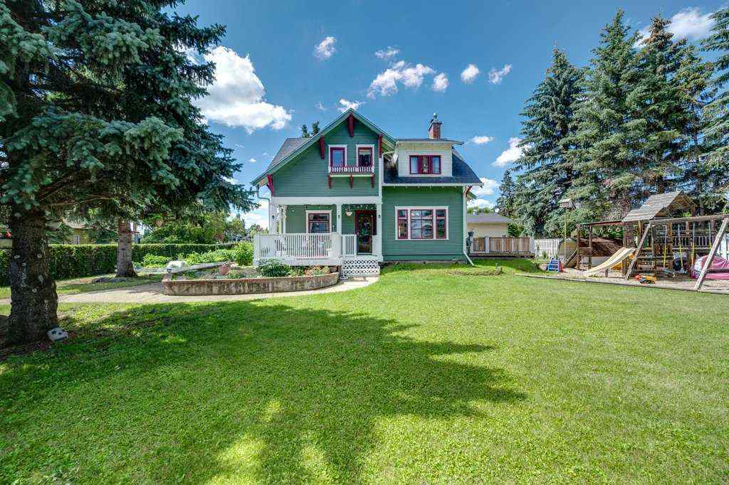MLS® A2240862 - 5406 C + E Trail  in Downtown Lacombe Lacombe, Residential