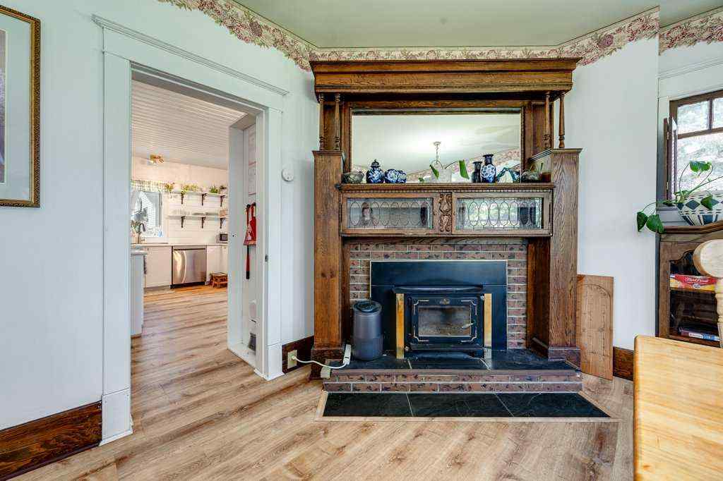 MLS® A2240862 - 5406 C + E Trail  in Downtown Lacombe Lacombe, Residential