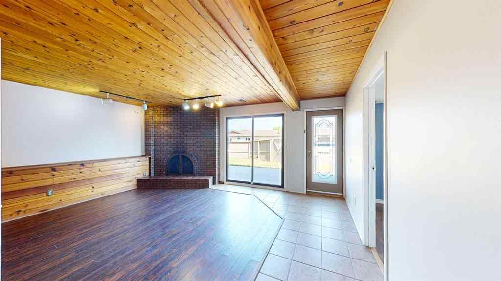 MLS® A2240878 - 8 Begonia Court SE in Connaught Medicine Hat, Residential