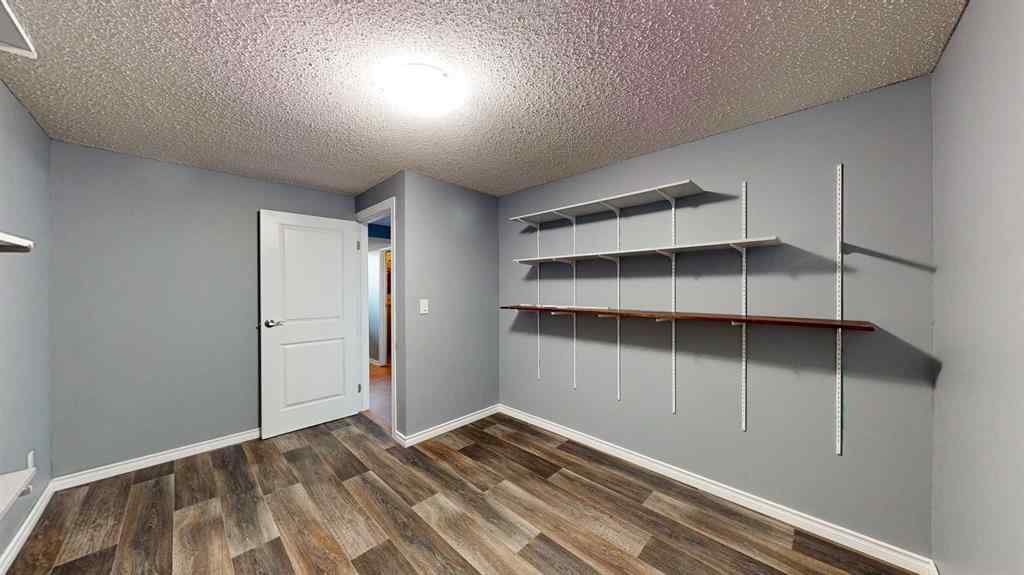 MLS® A2240878 - 8 Begonia Court SE in Connaught Medicine Hat, Residential