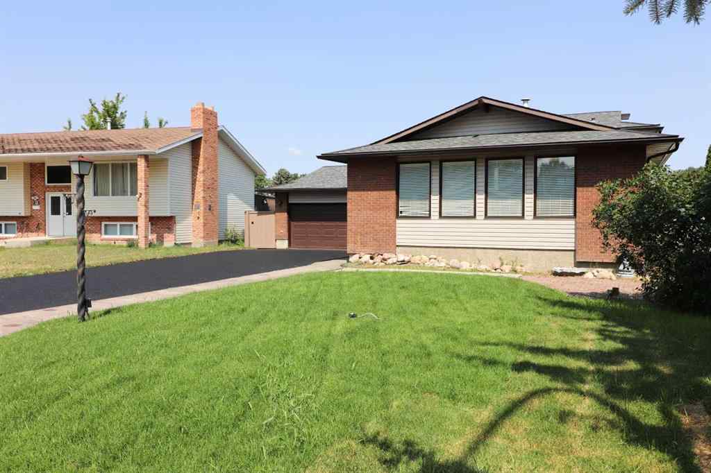 MLS® A2240878 - 8 Begonia Court SE in Connaught Medicine Hat, Residential