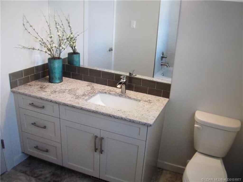 MLS® A2240885 - 410 24 Street S in Glendale Lethbridge, Residential