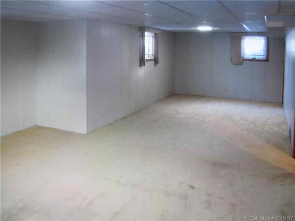 MLS® A2240885 - 410 24 Street S in Glendale Lethbridge, Residential