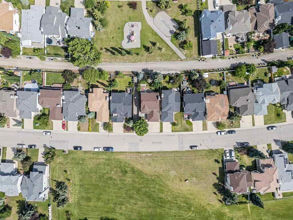 MLS® A2240905 - 139 Hawkville Close NW in Hawkwood Calgary, Residential