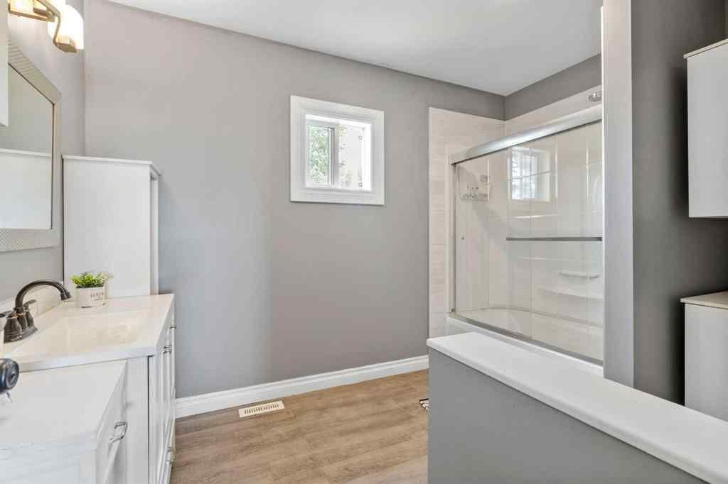 MLS® A2240908 - 32371 Range Road 10 A   in NONE Rural Mountain View County, Residential