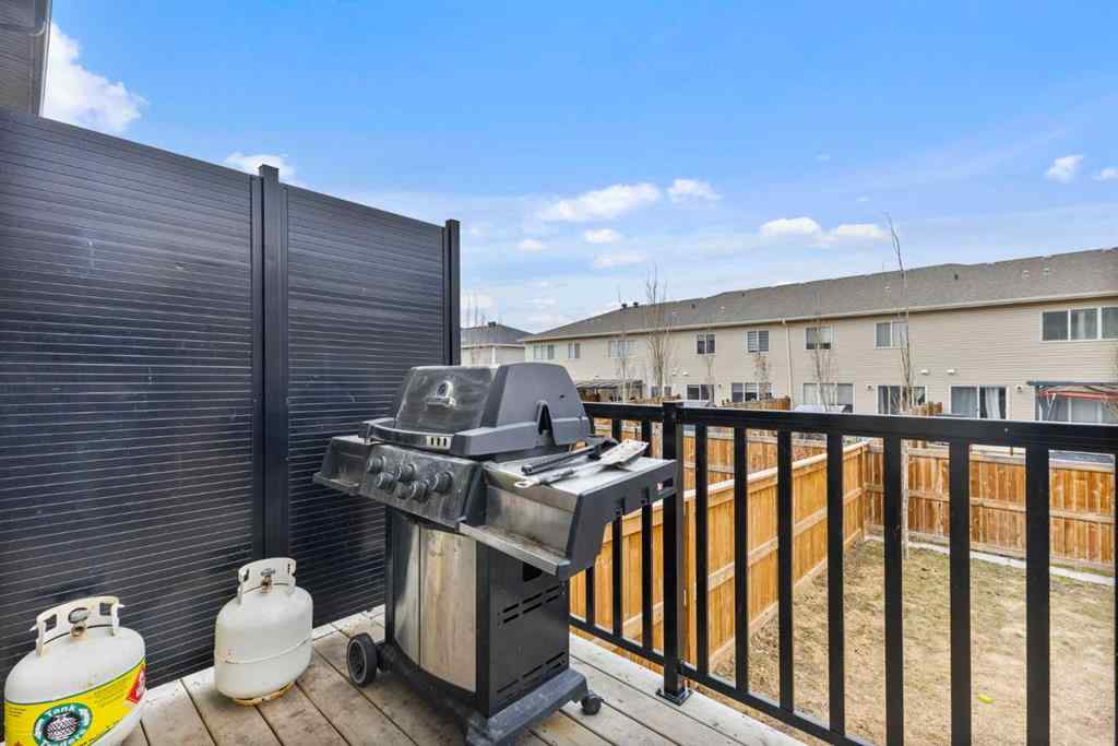MLS® A2240917 - 234 Hillcrest Square SW in Hillcrest Airdrie, Residential