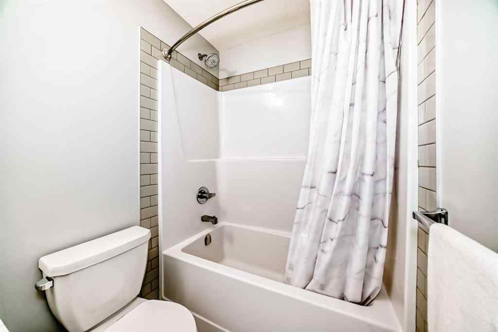 MLS® A2240931 - 262 Harvest Hills Way NE in Harvest Hills Calgary, Residential