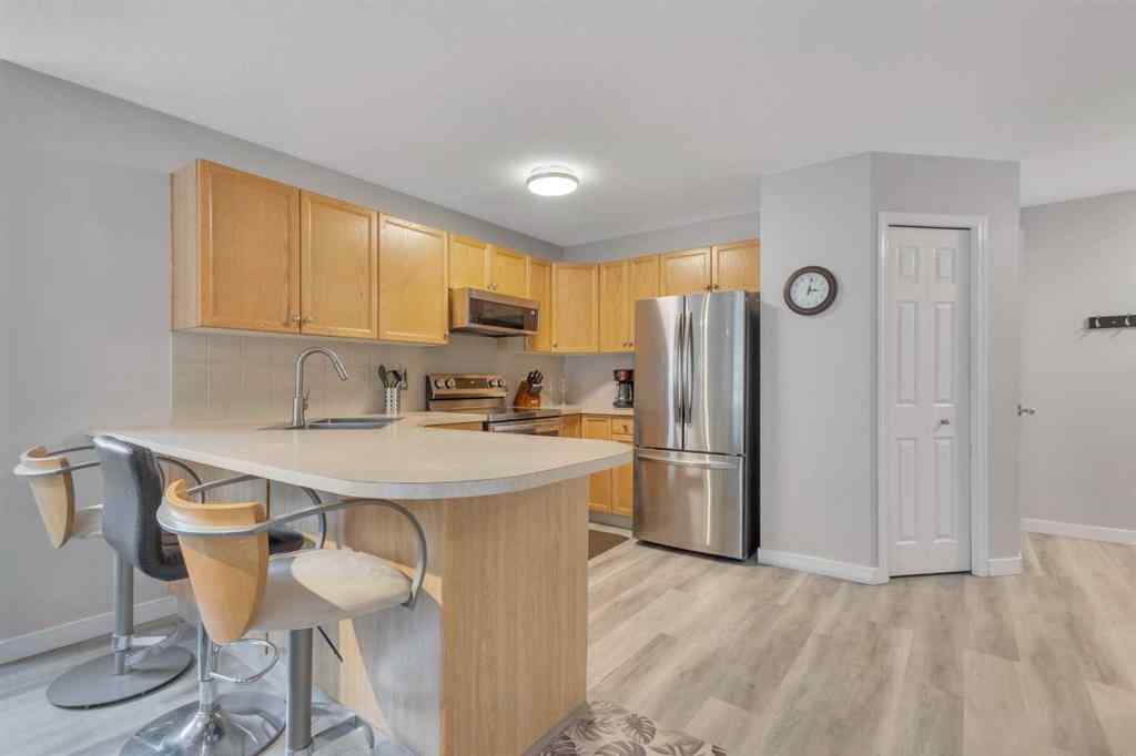 MLS® A2240941 - Unit #1212 5220 50a Avenue  in Downtown Sylvan Lake, Residential