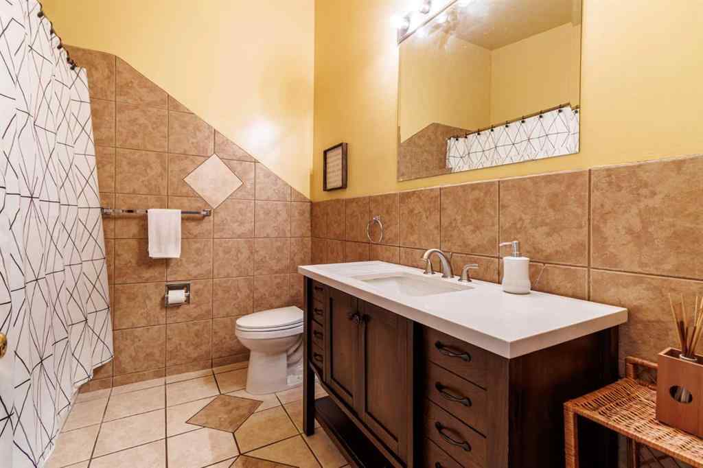 MLS® A2240942 - 4440 Namaka Crescent NW in North Haven Calgary, Residential