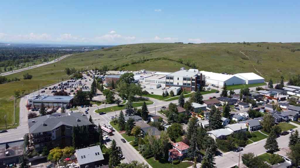 MLS® A2240942 - 4440 Namaka Crescent NW in North Haven Calgary, Residential