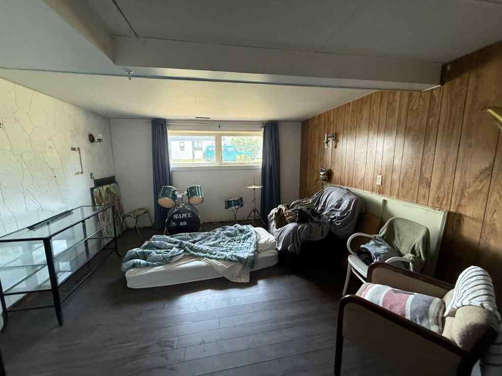 MLS® A2240956 - 110 4 Avenue E in NONE Oyen, Residential