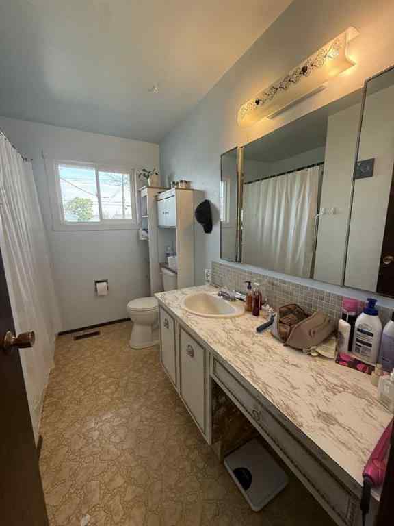 MLS® A2240956 - 110 4 Avenue E in NONE Oyen, Residential