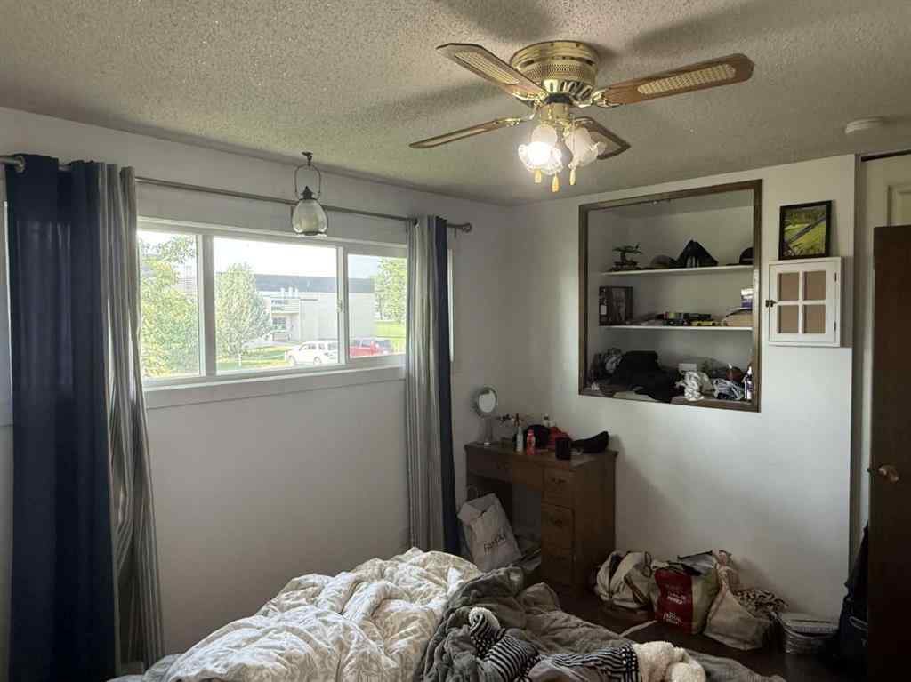 MLS® A2240956 - 110 4 Avenue E in NONE Oyen, Residential