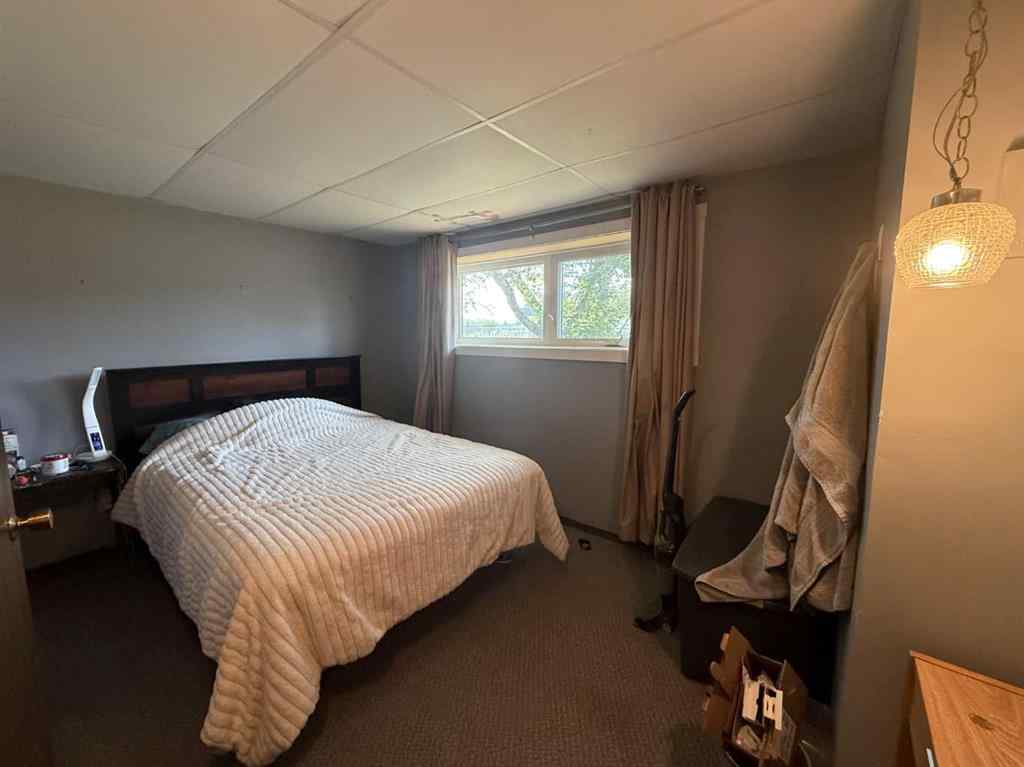 MLS® A2240956 - 110 4 Avenue E in NONE Oyen, Residential