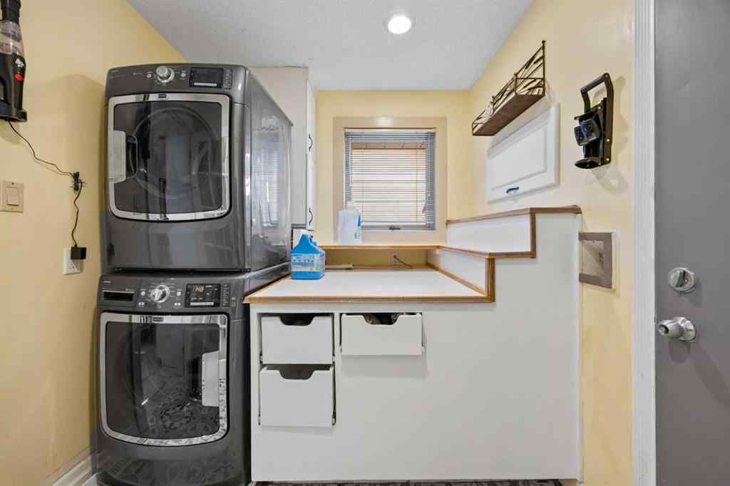 MLS® A2240964 - 70 Downey Road  in Downey Ridge Okotoks, Residential