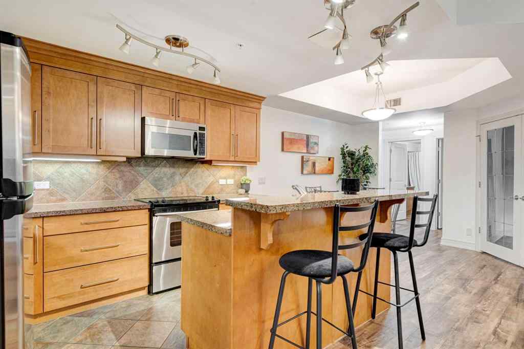 MLS® A2240966 - Unit #503 110 7 Street SW in Eau Claire Calgary, Residential