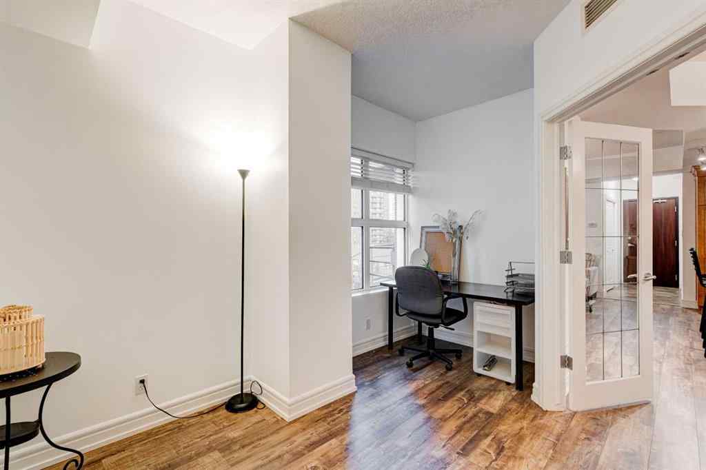 MLS® A2240966 - Unit #503 110 7 Street SW in Eau Claire Calgary, Residential