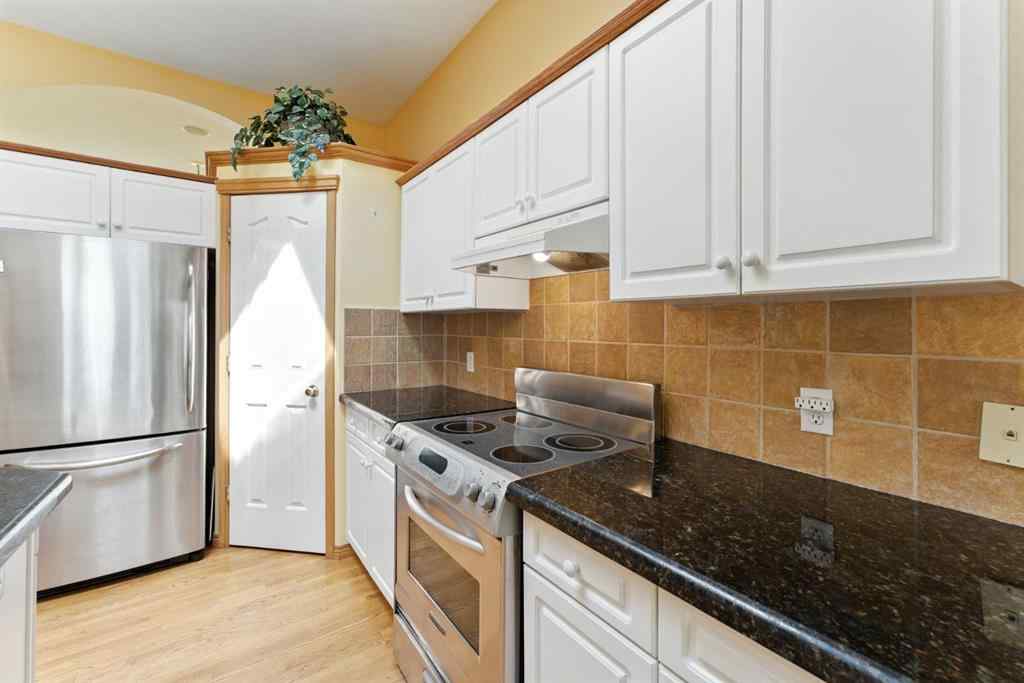 MLS® A2240971 - 36 Eagleview Heights  in GlenEagles Cochrane, Residential