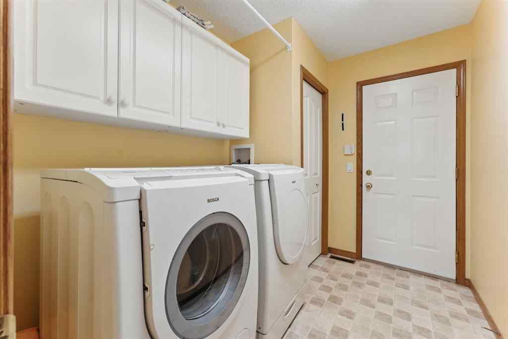 MLS® A2240971 - 36 Eagleview Heights  in GlenEagles Cochrane, Residential