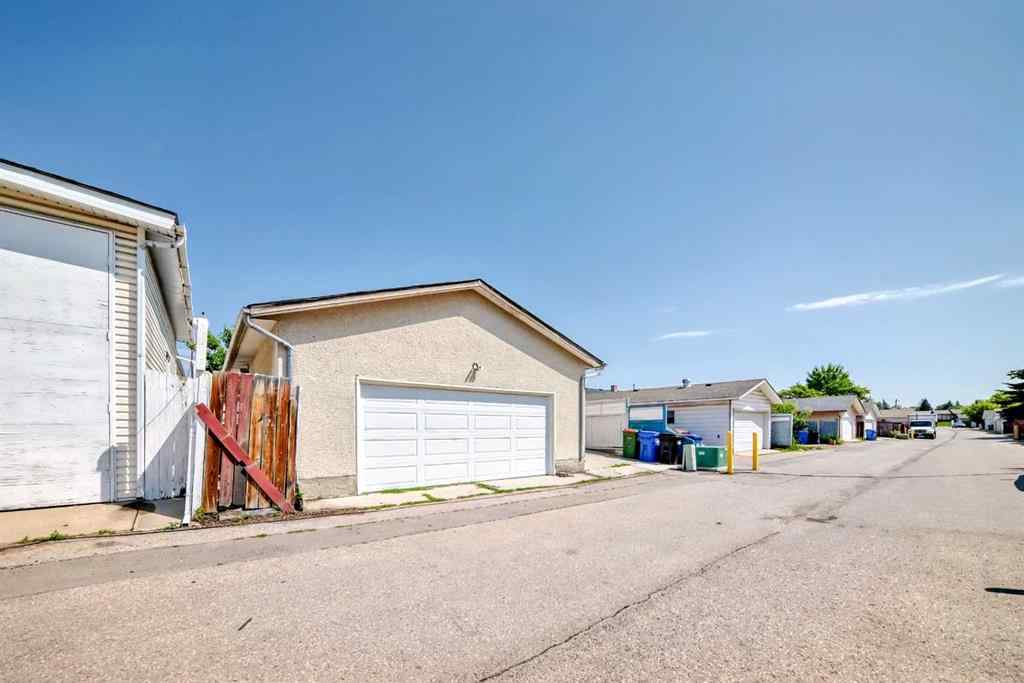 MLS® A2240977 - 5307 Madigan Drive NE in Marlborough Park Calgary, Residential