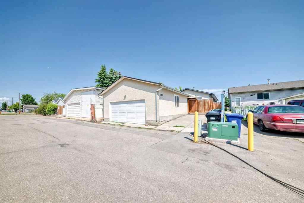 MLS® A2240977 - 5307 Madigan Drive NE in Marlborough Park Calgary, Residential