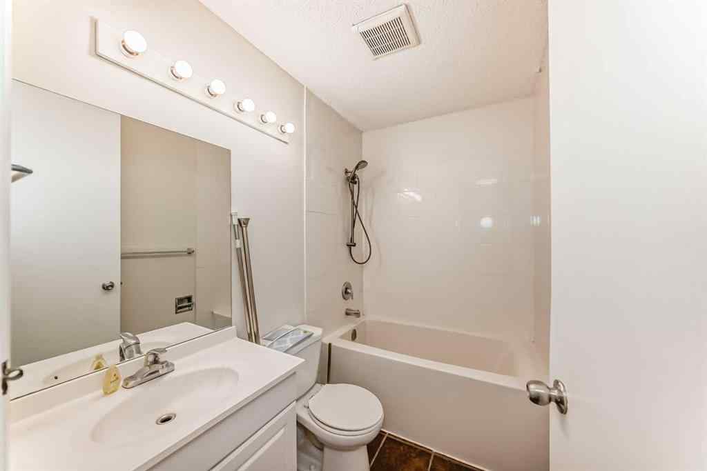 MLS® A2240977 - 5307 Madigan Drive NE in Marlborough Park Calgary, Residential