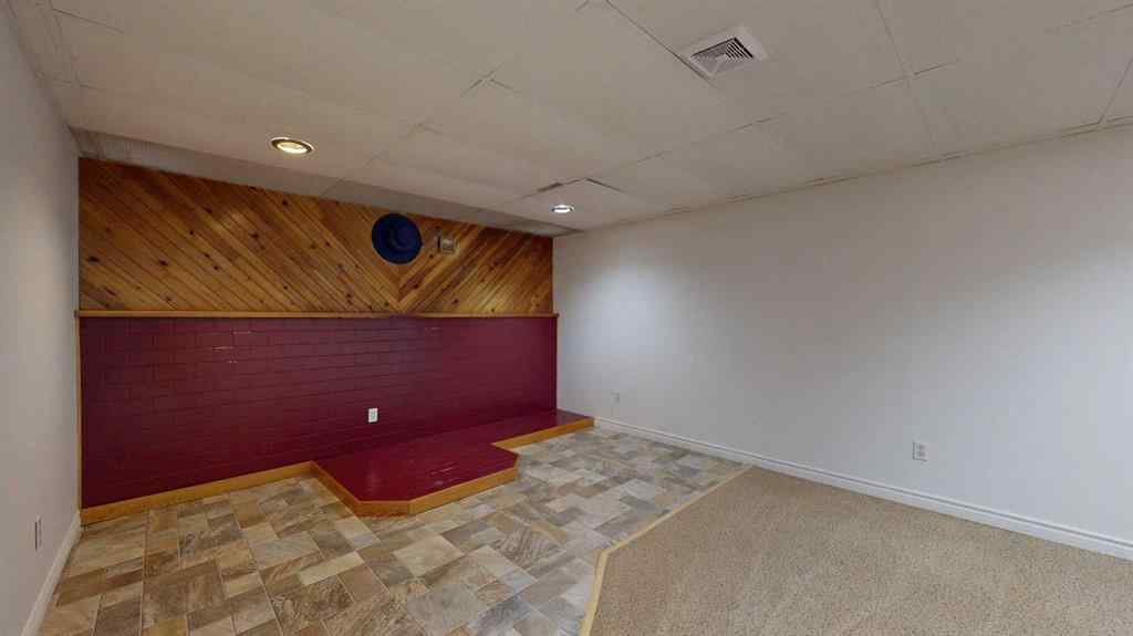 MLS® A2240982 - 121 Beale Crescent  in Beacon Hill Fort McMurray, Residential
