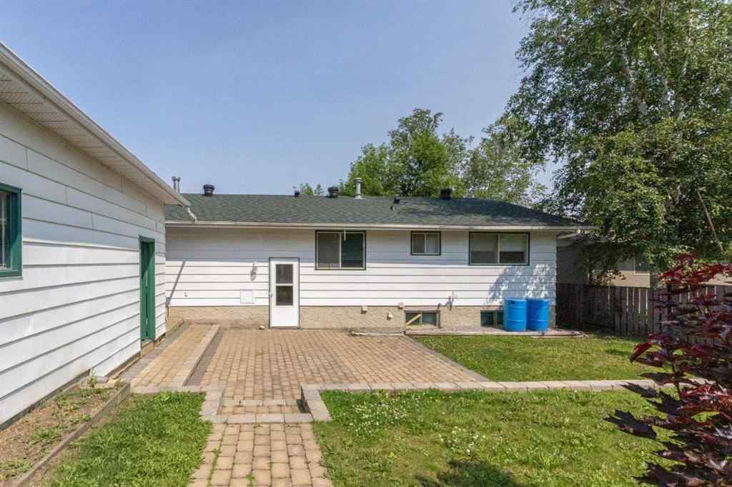 MLS® A2240982 - 121 Beale Crescent  in Beacon Hill Fort McMurray, Residential