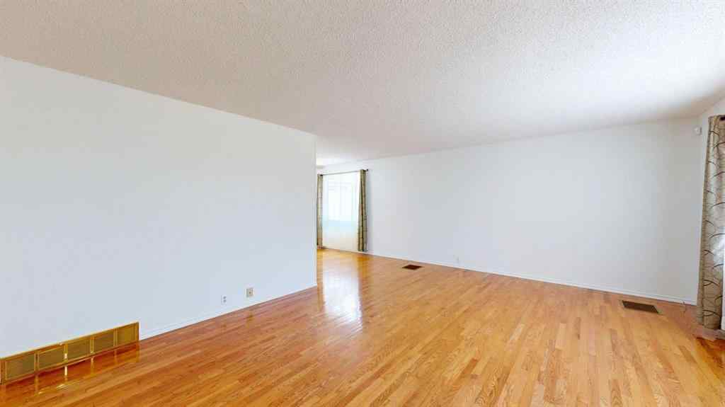 MLS® A2240982 - 121 Beale Crescent  in Beacon Hill Fort McMurray, Residential