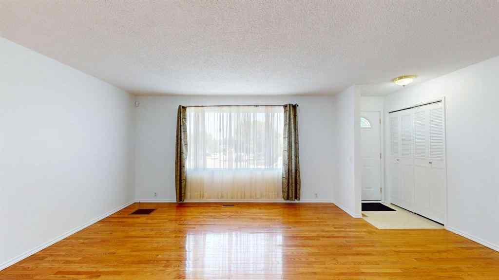 MLS® A2240982 - 121 Beale Crescent  in Beacon Hill Fort McMurray, Residential