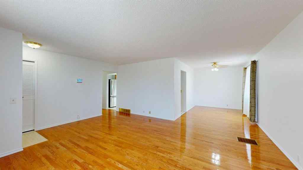 MLS® A2240982 - 121 Beale Crescent  in Beacon Hill Fort McMurray, Residential