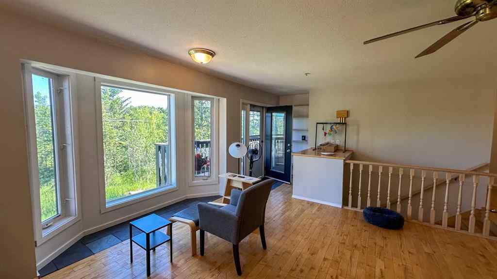 MLS® A2240983 - 586 Main Ave W   in NONE Sundre, Commercial