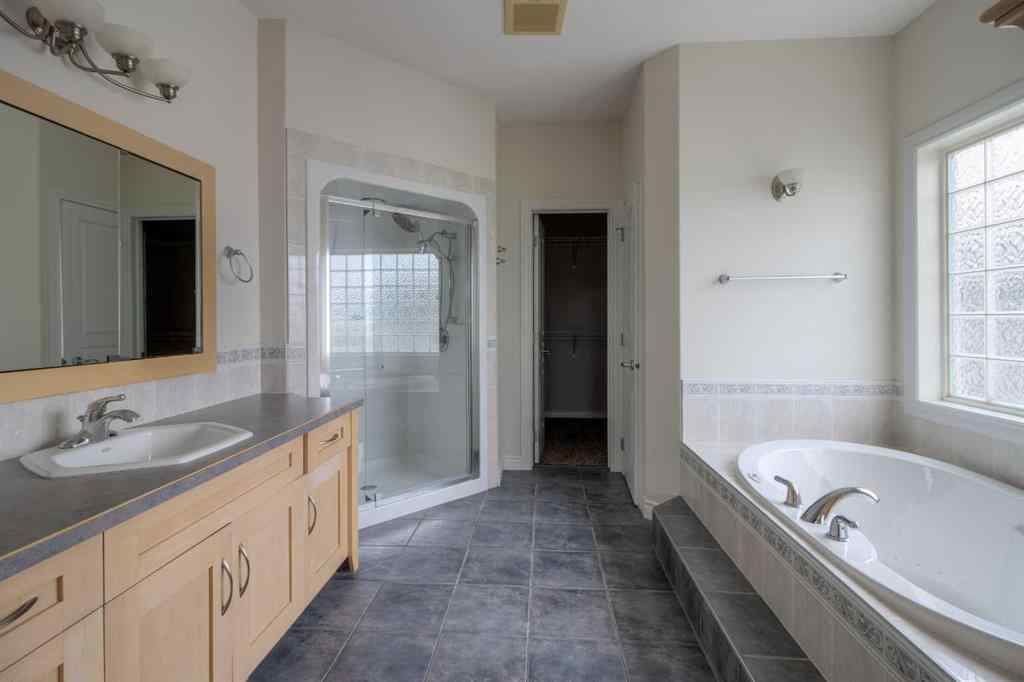 MLS® A2240989 - 73 Fairmont Park Landing S in Fairmont Lethbridge, Residential