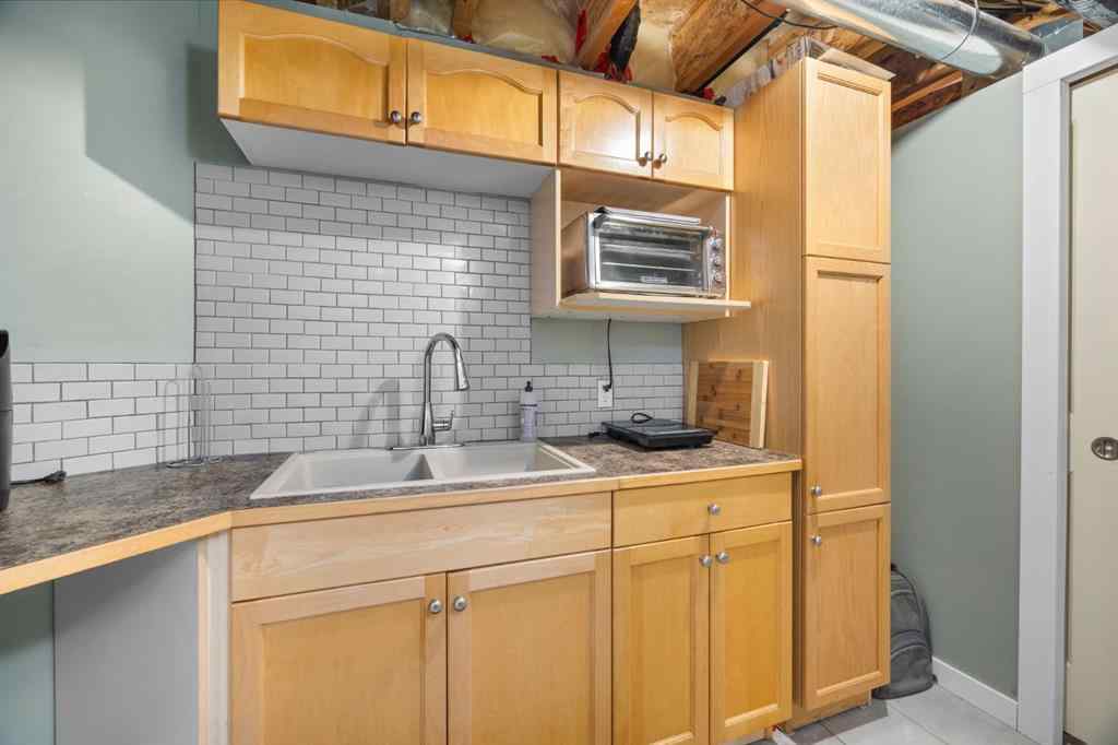 MLS® A2240995 - 168 Fairways Drive NW in Fairways Airdrie, Residential