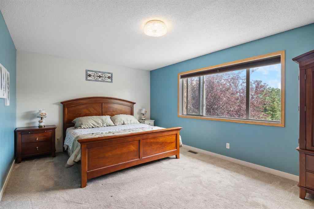 MLS® A2240995 - 168 Fairways Drive NW in Fairways Airdrie, Residential