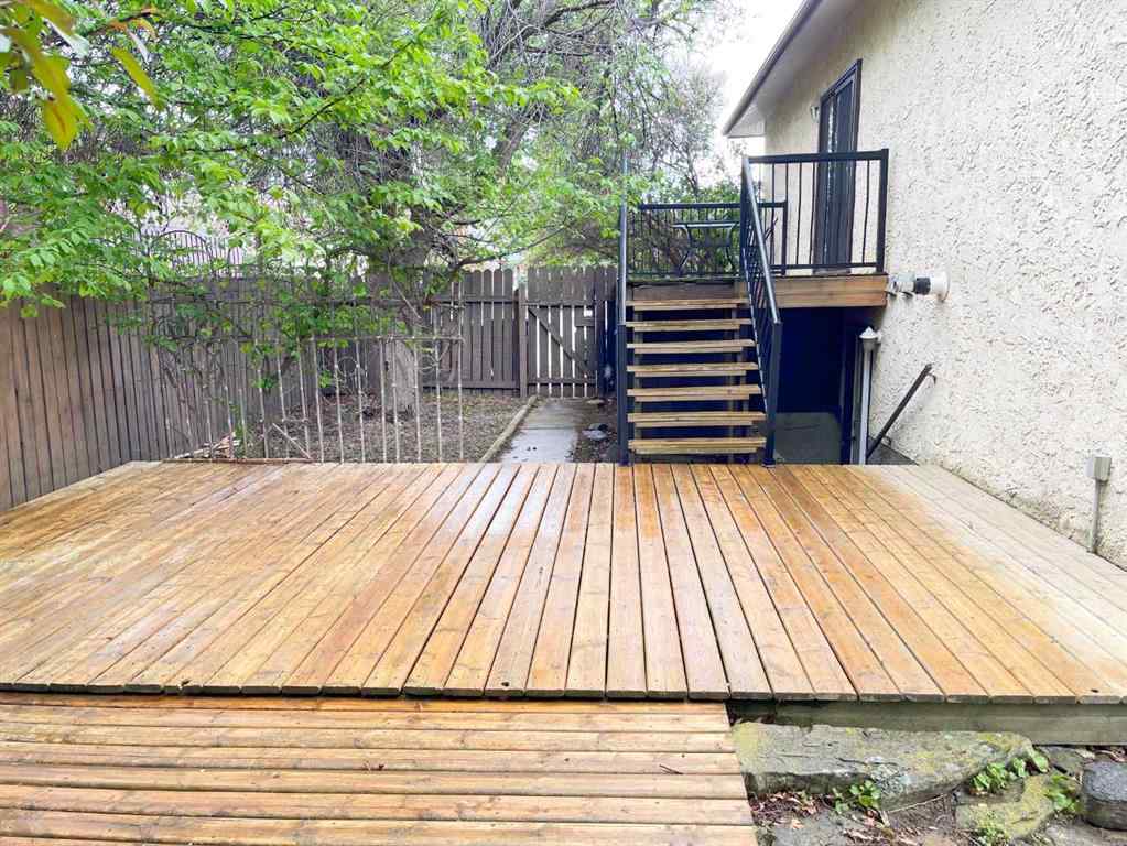 MLS® A2240999 - 40 Mohawk Road W in Indian Battle Heights Lethbridge, Residential