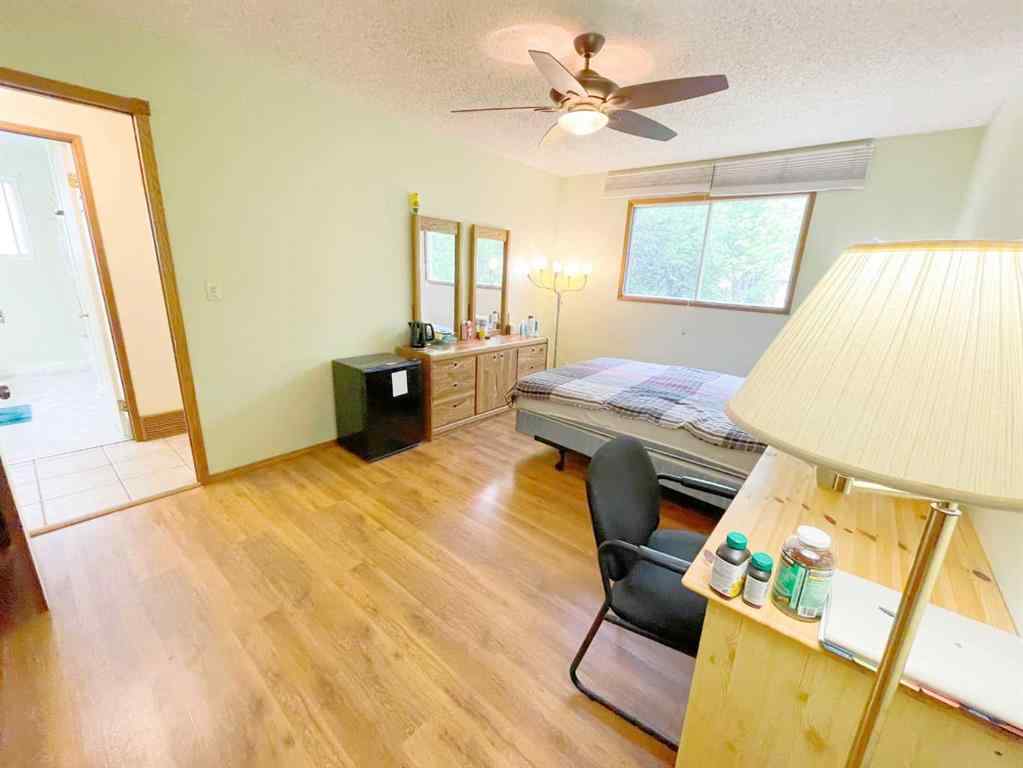 MLS® A2240999 - 40 Mohawk Road W in Indian Battle Heights Lethbridge, Residential