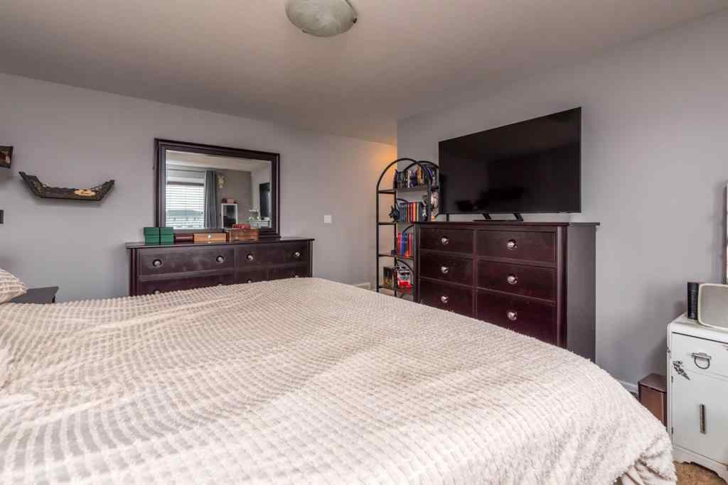 MLS® A2241025 - 4132 34 Street  in Aurora Lloydminster, Residential