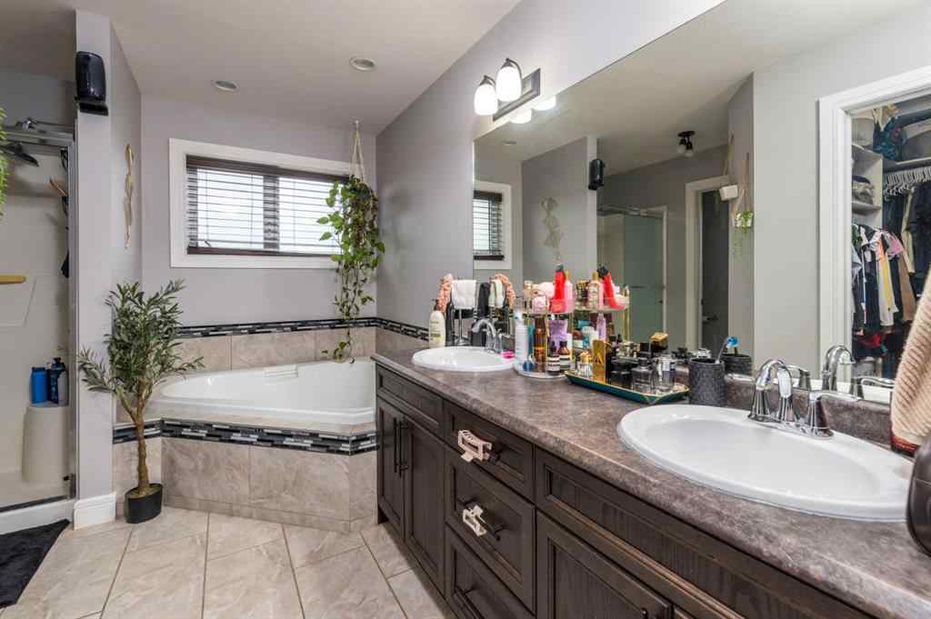 MLS® A2241025 - 4132 34 Street  in Aurora Lloydminster, Residential
